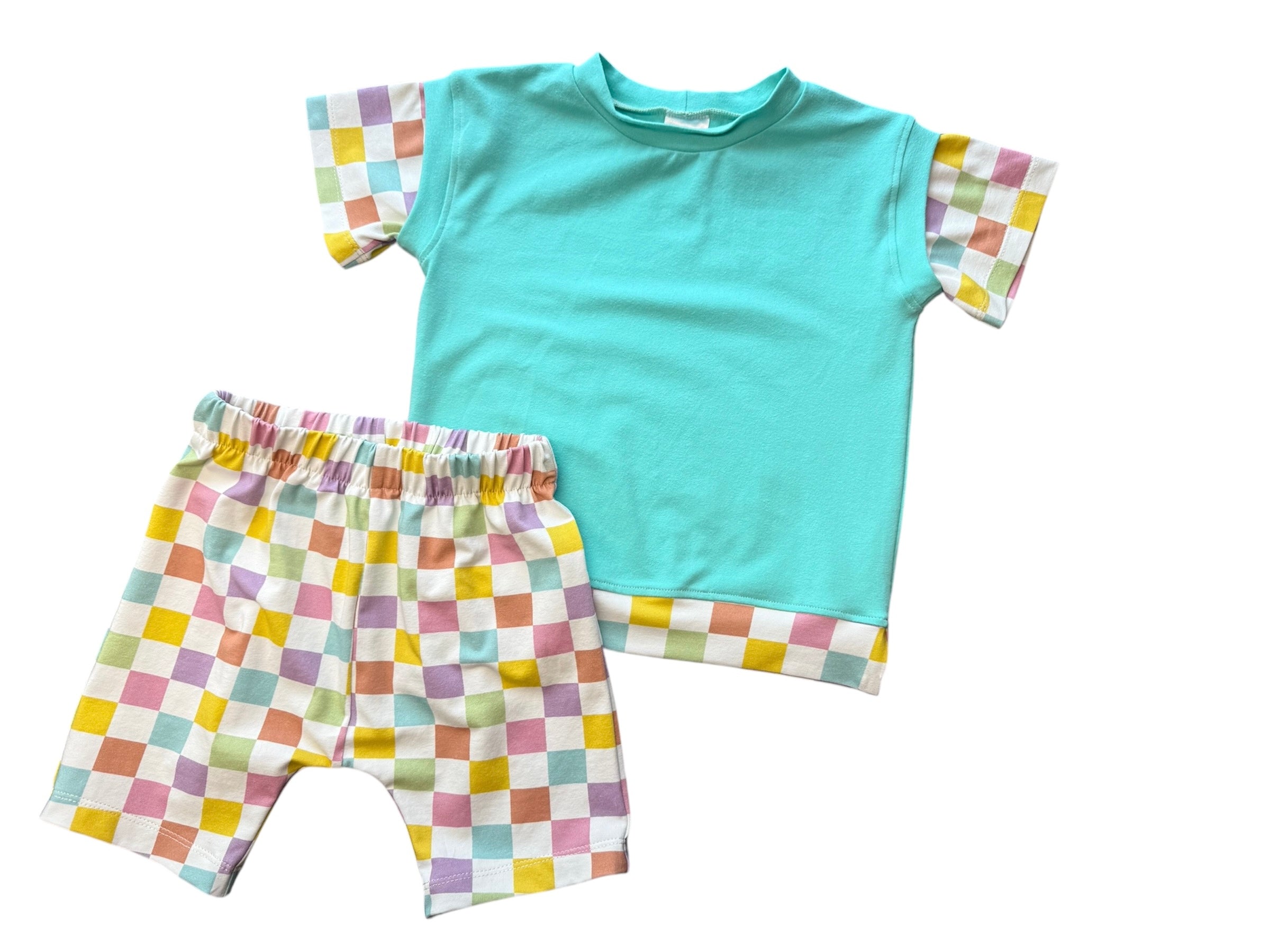 Slouchy Saturday - short sleeve hoodie and shorts (unisex outfit)