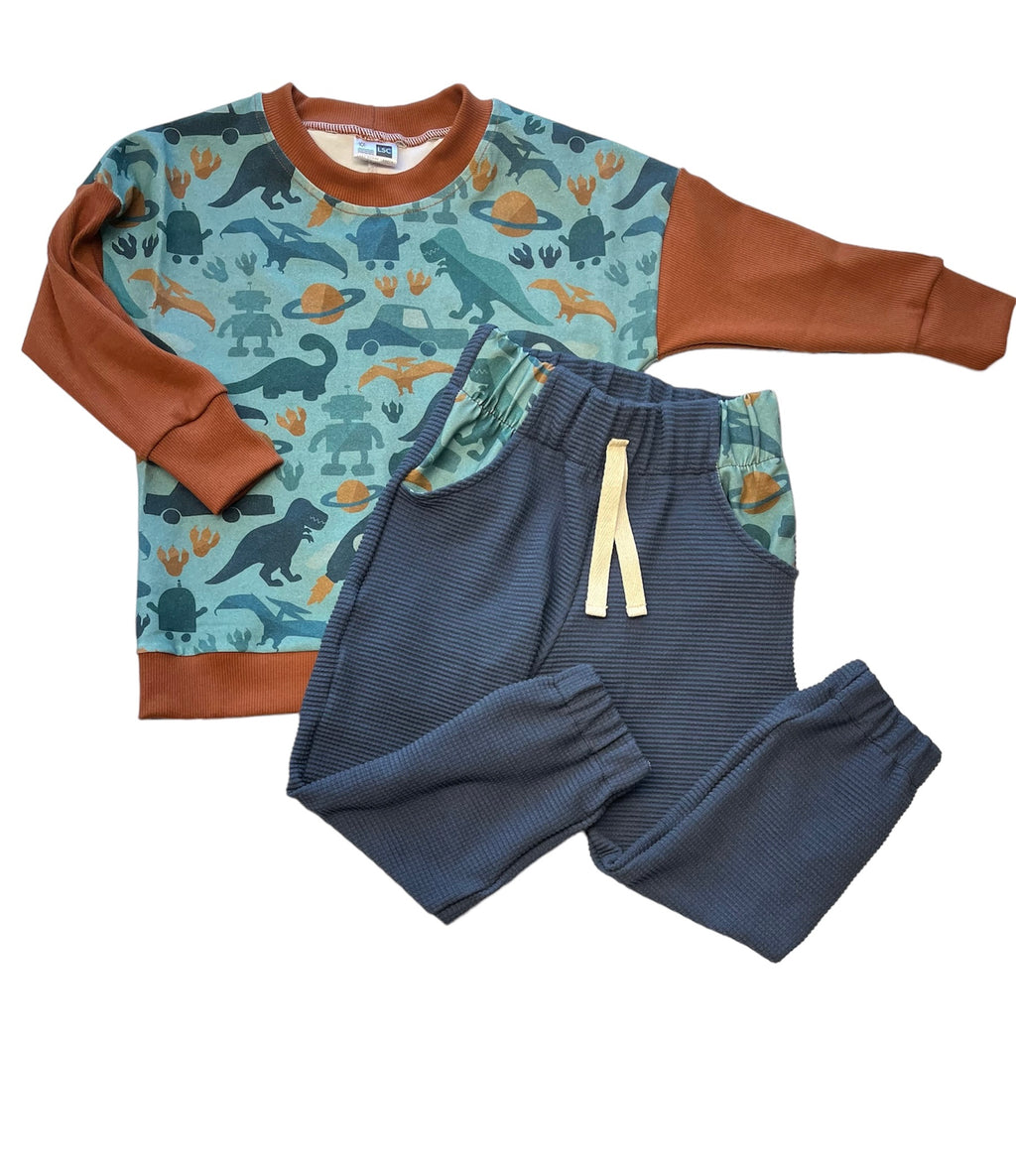 Dolman - shirt with long sleeves  and a band