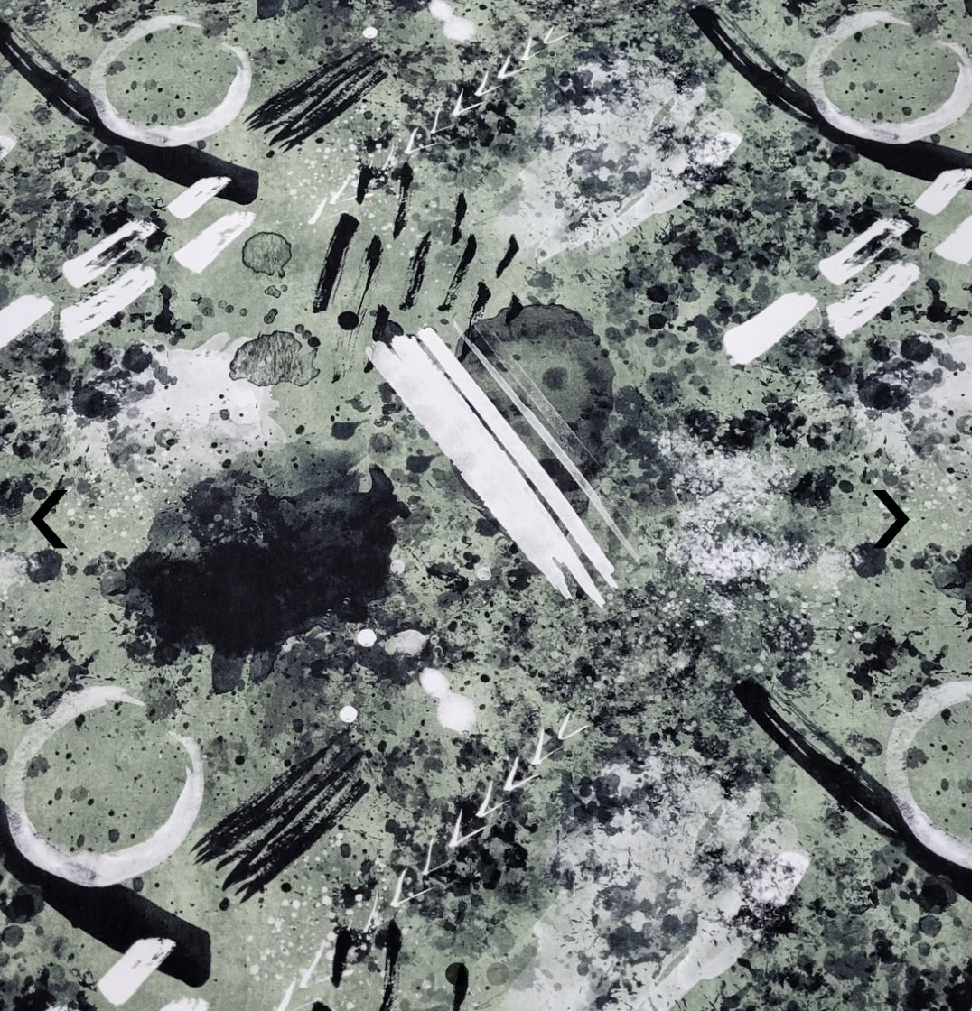 Dolman - shirt with long sleeves and curved hem