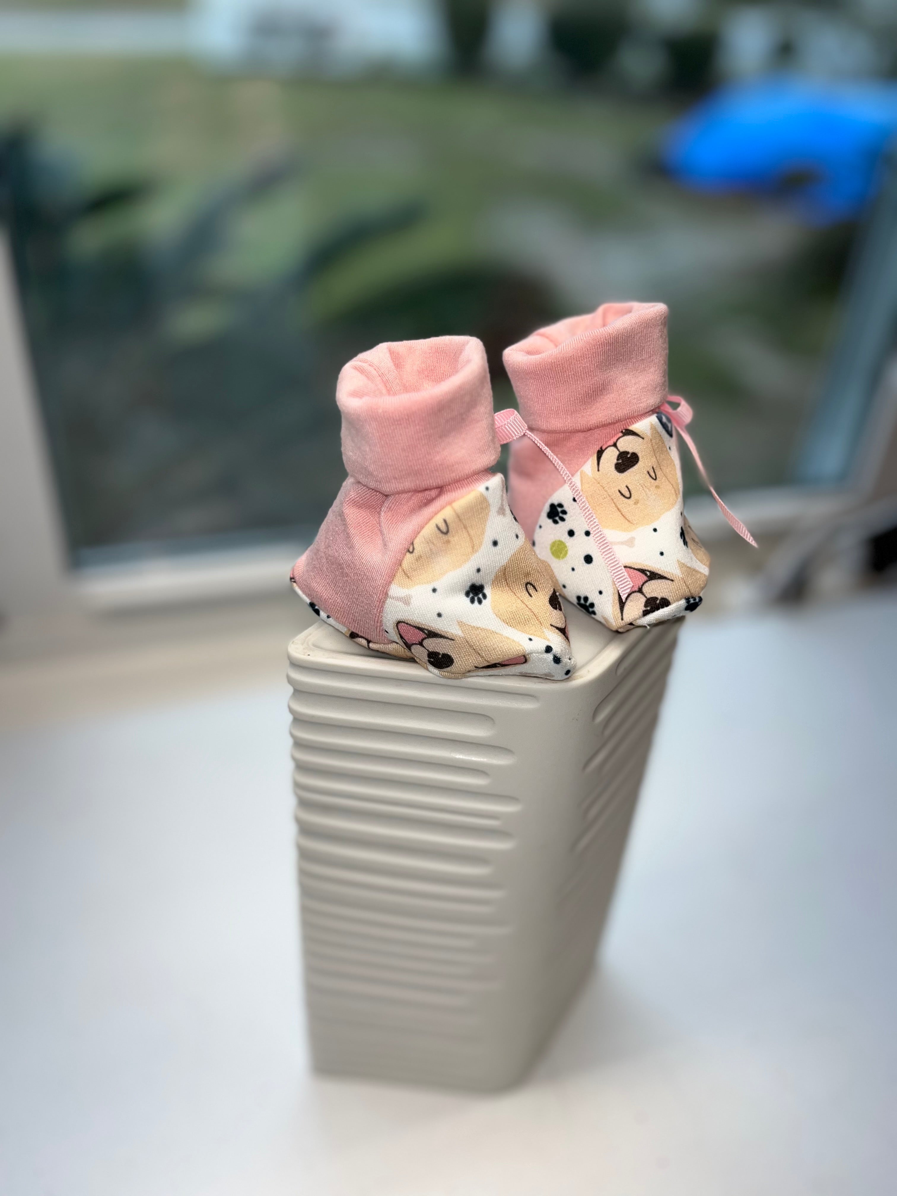 Hats, Bows, Headbands & baby booties